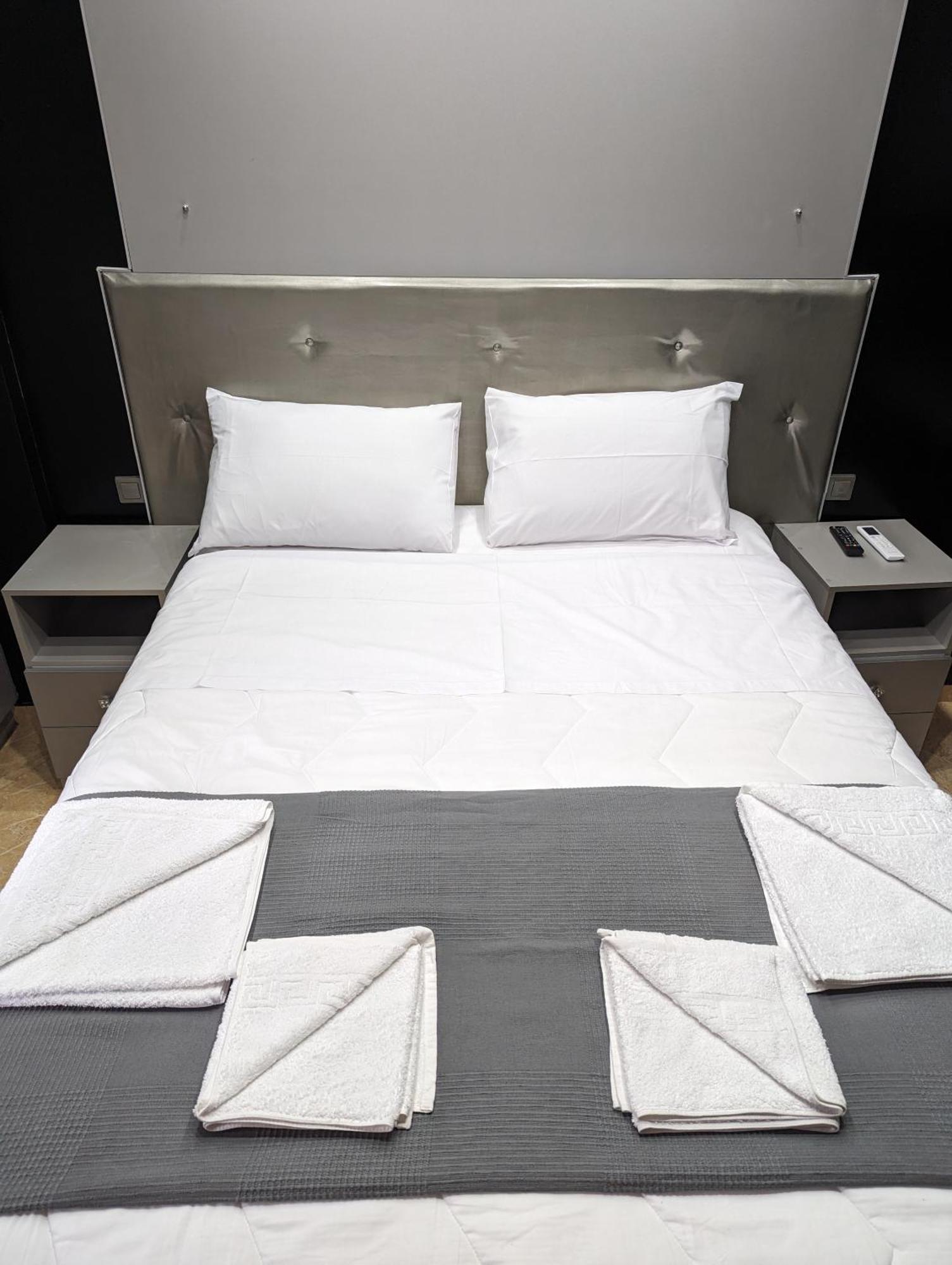 Modern Quiet Luxury Apartment Patra Εξωτερικό φωτογραφία