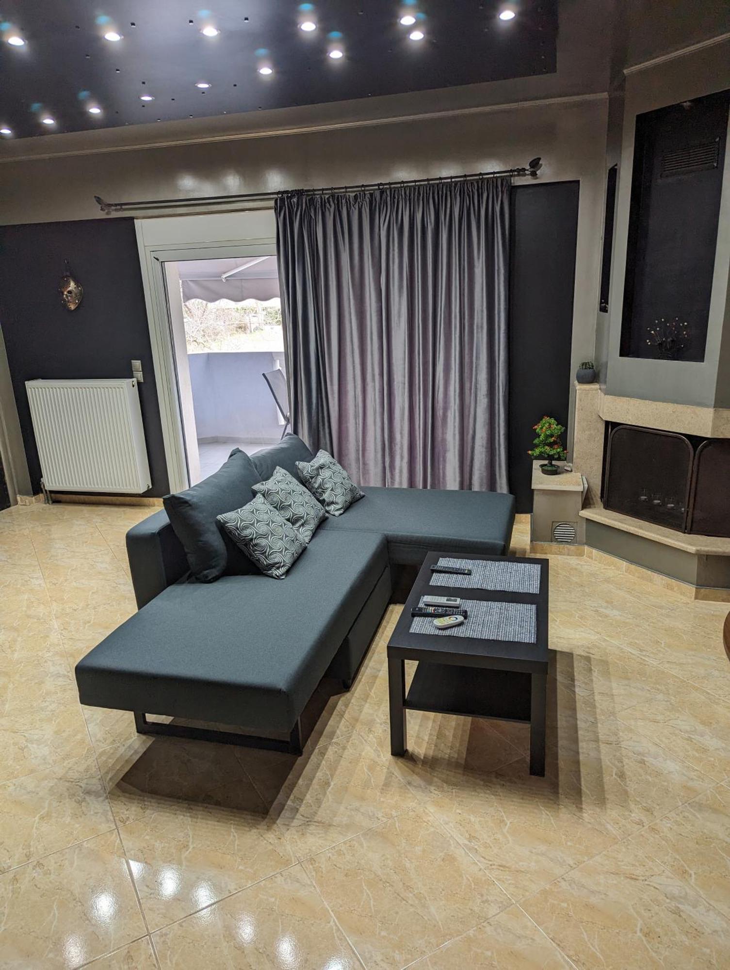 Modern Quiet Luxury Apartment Patra Εξωτερικό φωτογραφία
